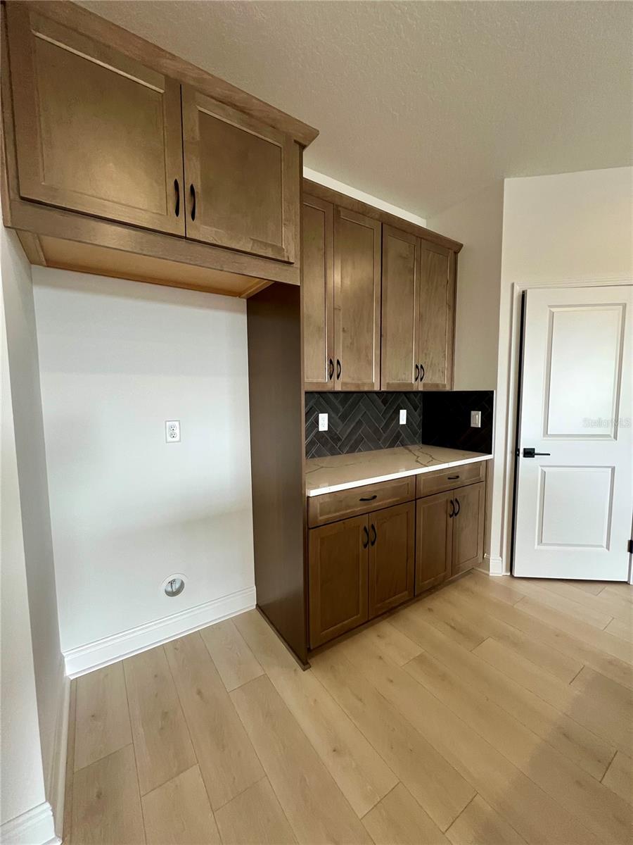 Image 6 of 19 For 2099 Maverick Drive