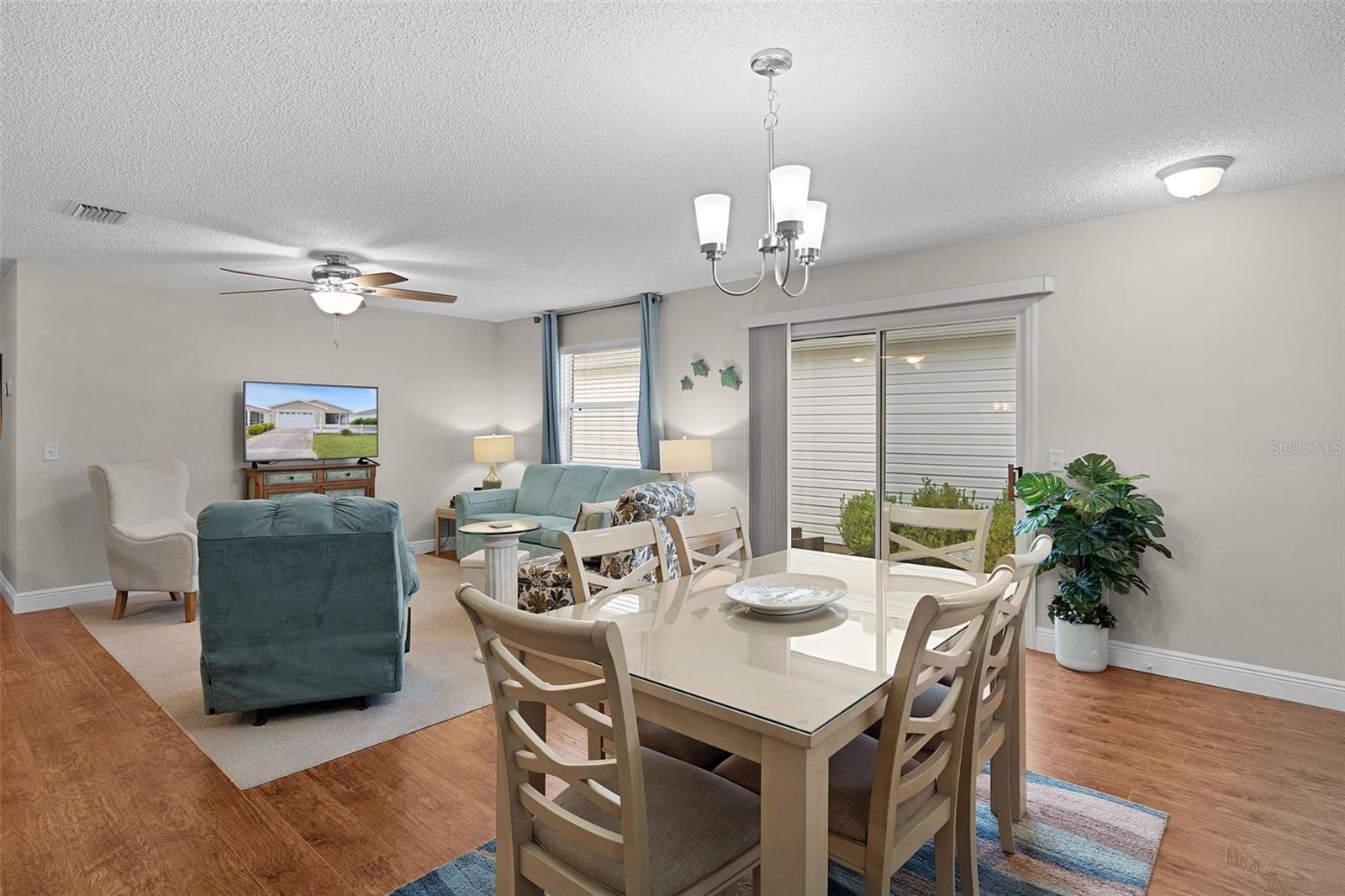 Image 11 of 55 For 2595 Ascot Loop