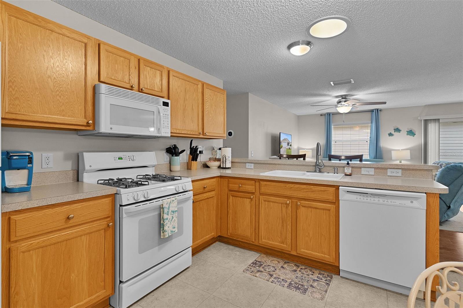 Image 19 of 55 For 2595 Ascot Loop