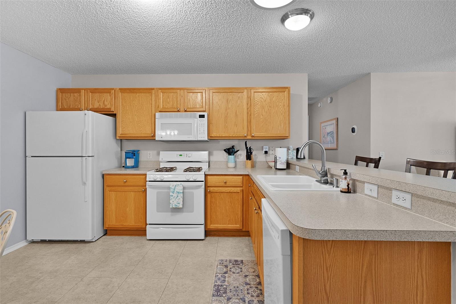 Image 20 of 55 For 2595 Ascot Loop