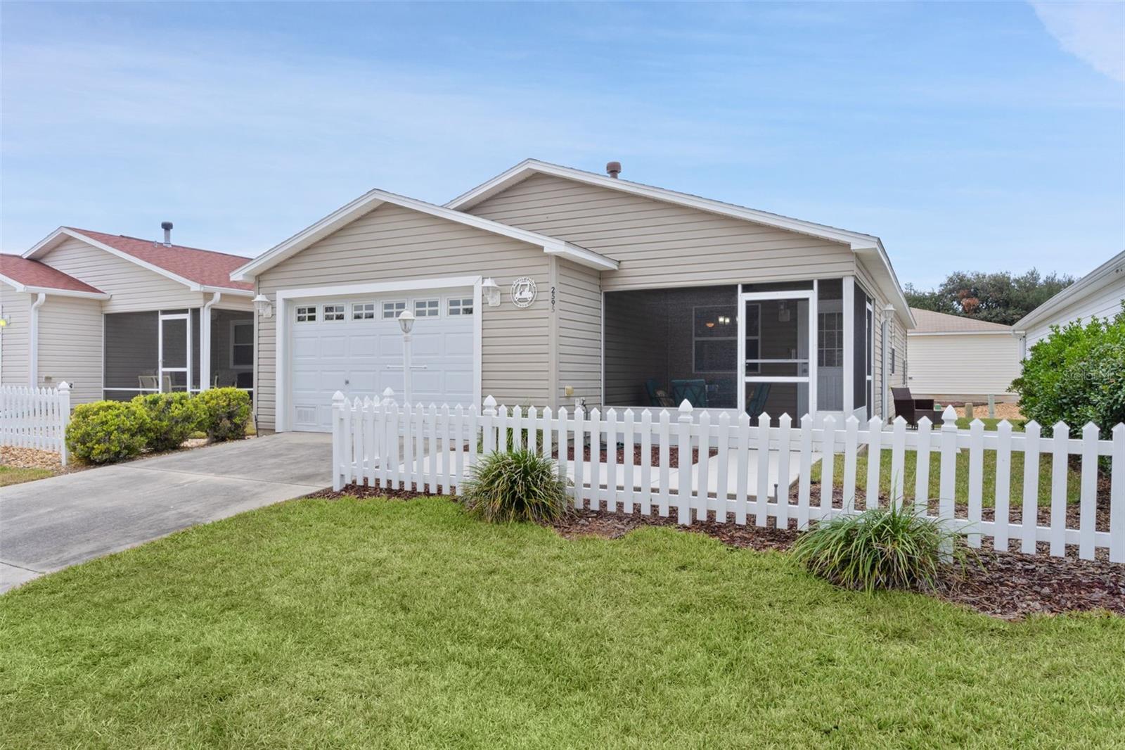 Image 3 of 55 For 2595 Ascot Loop