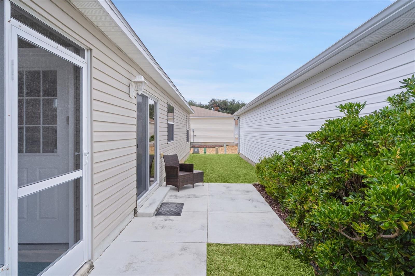 Image 31 of 55 For 2595 Ascot Loop