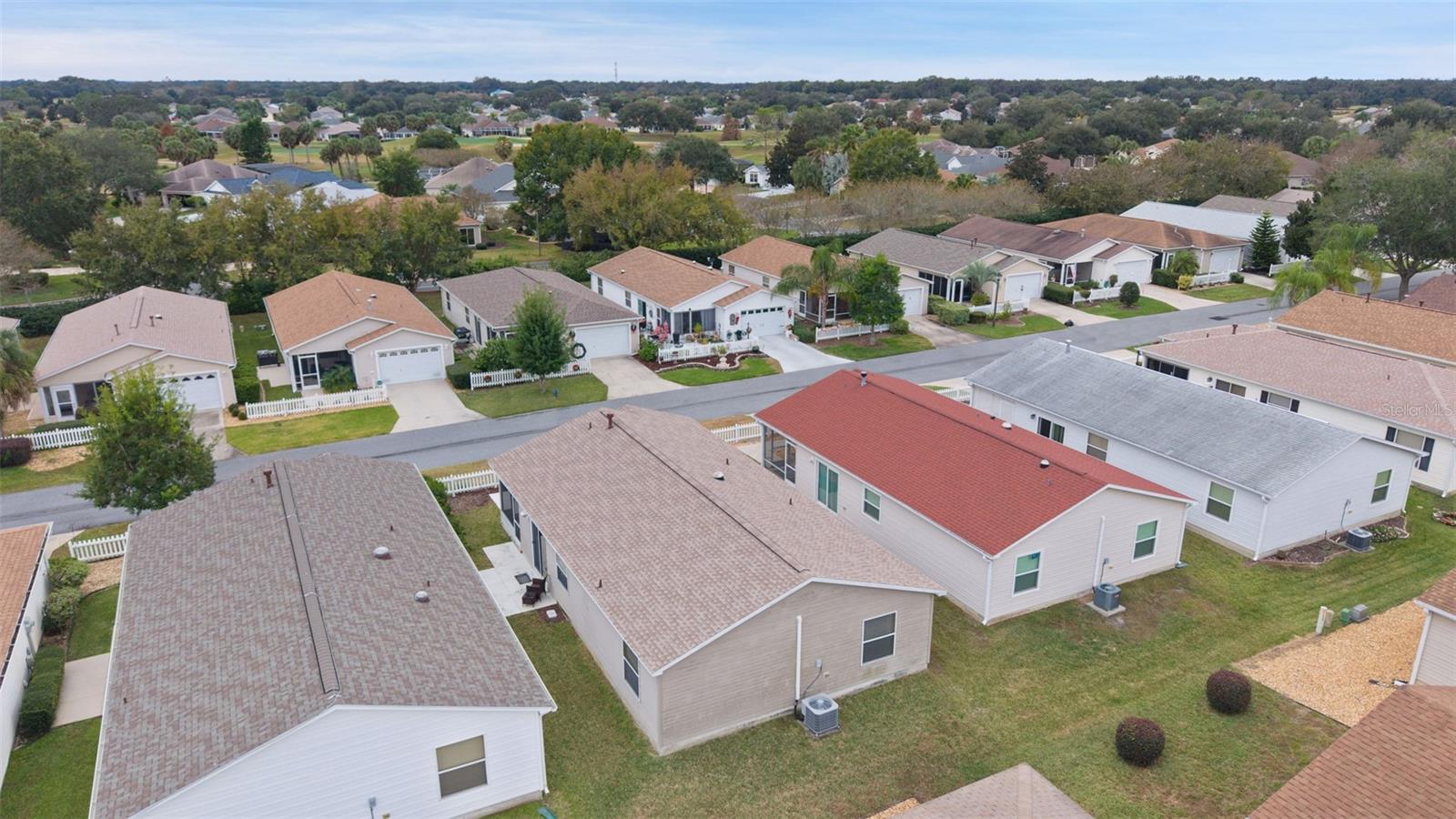 Image 41 of 55 For 2595 Ascot Loop