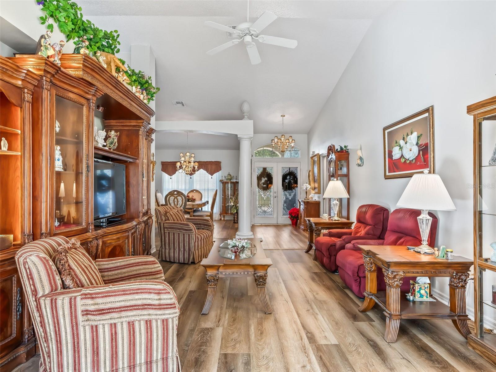 Image 15 of 61 For 1409 Meadow View Way