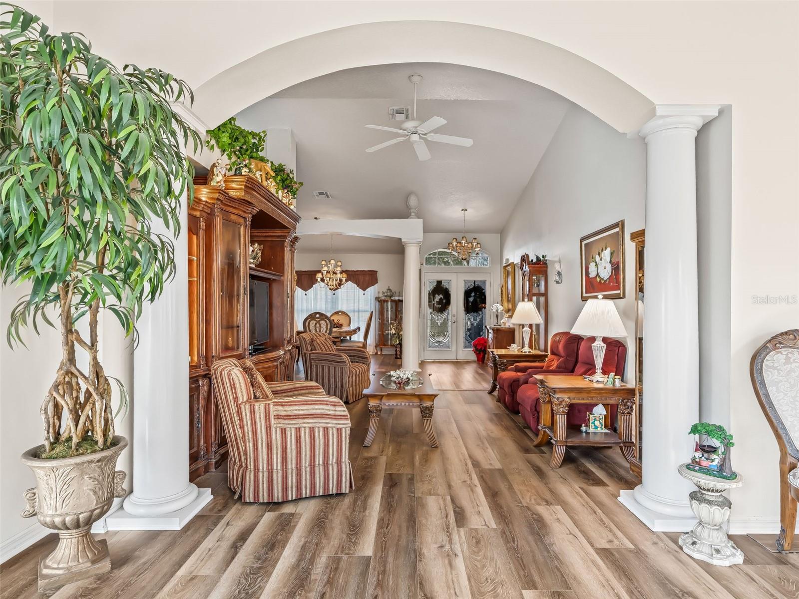 Image 16 of 61 For 1409 Meadow View Way