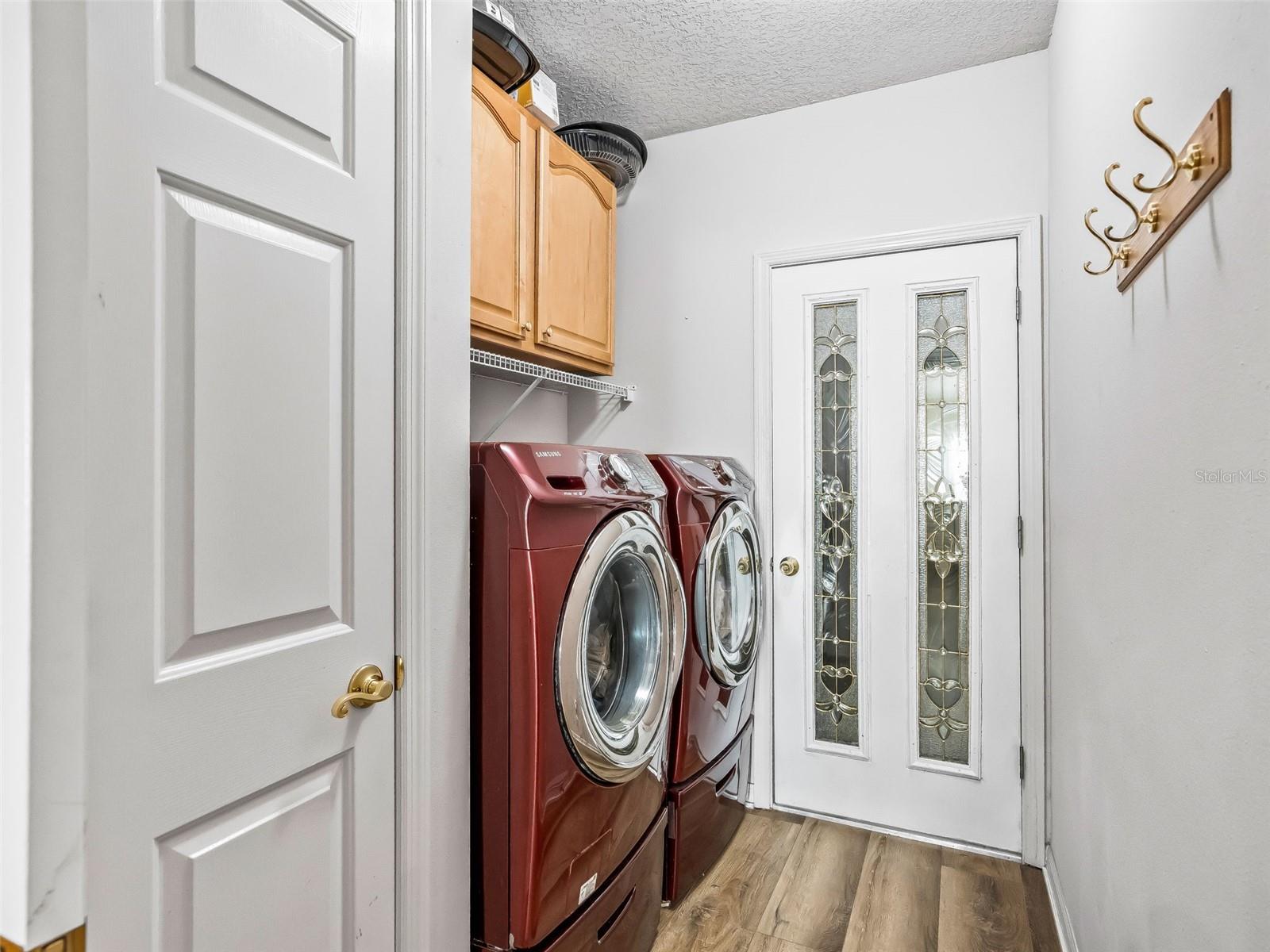 Image 30 of 61 For 1409 Meadow View Way