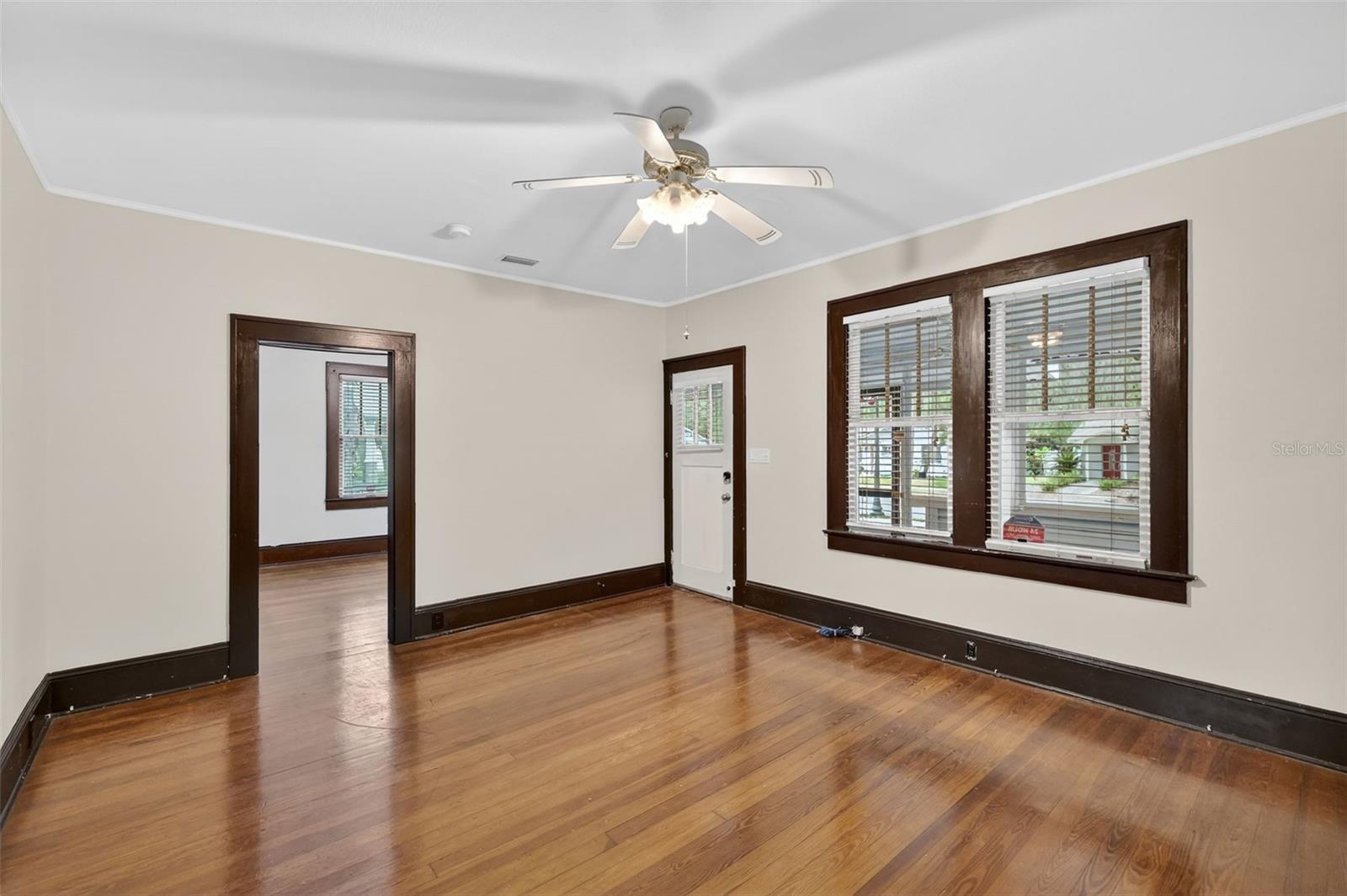 Image 13 of 37 For 1022 Donnelly Street