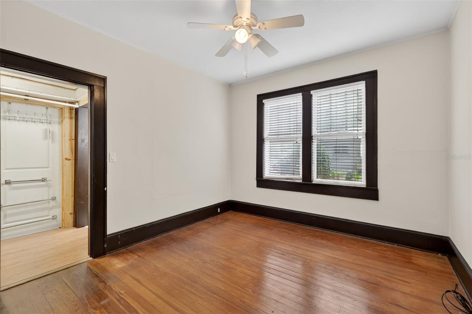 Image 14 of 37 For 1022 Donnelly Street