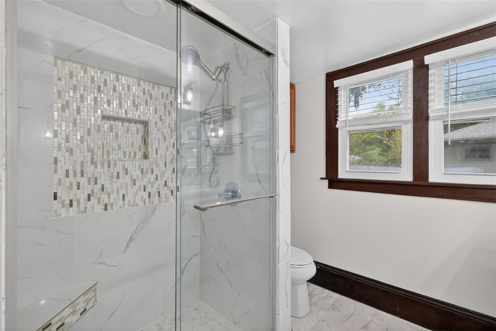 Image 17 of 37 For 1022 Donnelly Street