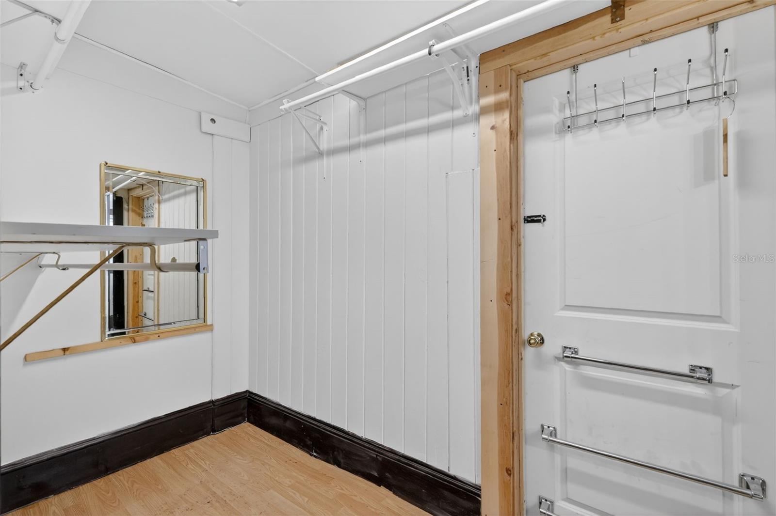 Image 18 of 37 For 1022 Donnelly Street