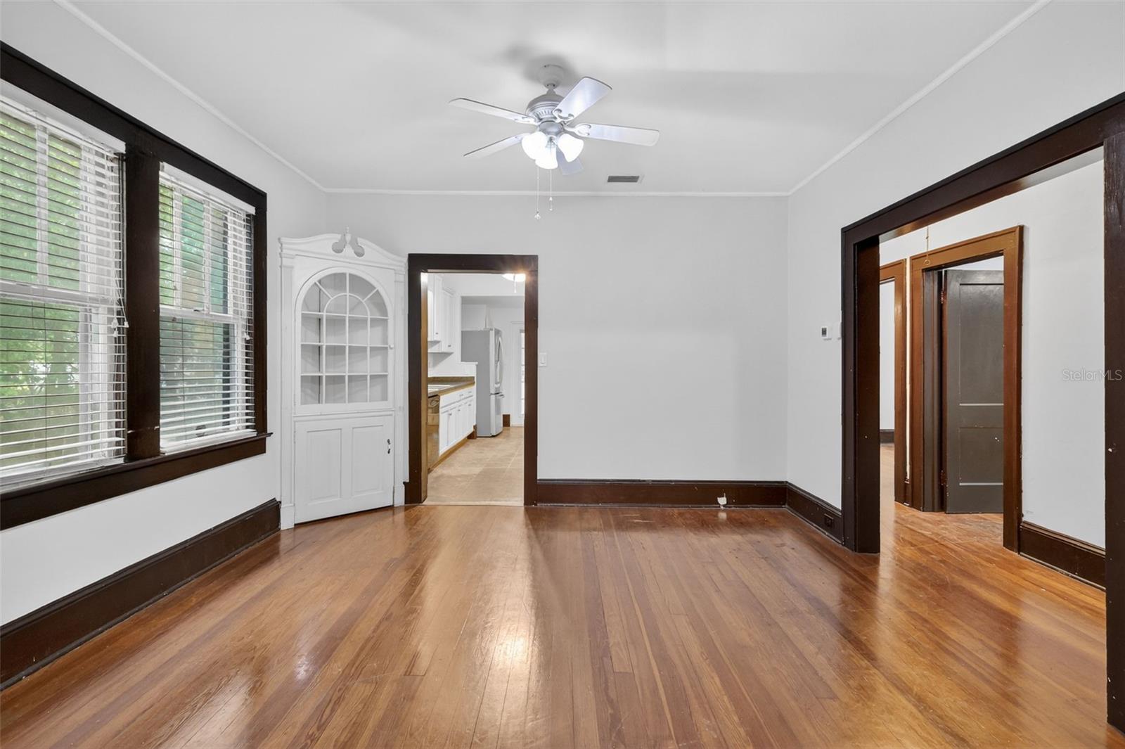 Image 7 of 37 For 1022 Donnelly Street