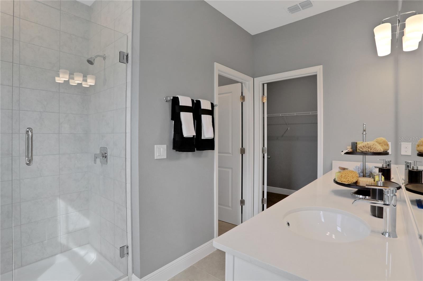 Image 16 of 27 For 13282 Serene Glade Road