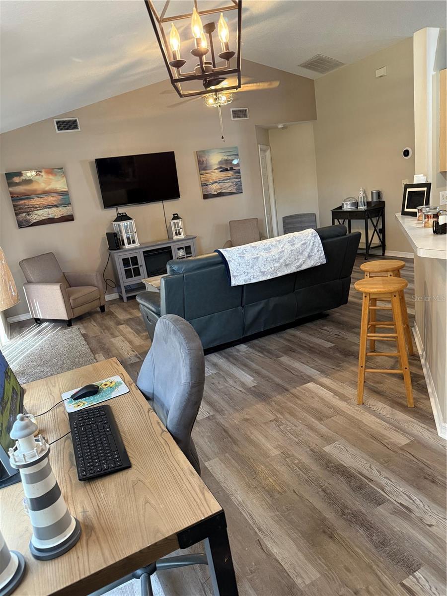 Image 10 of 30 For 33809 Silver Pine Drive