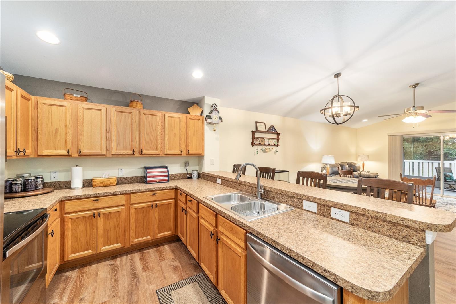 Image 7 of 44 For 5162 122nd Boulevard