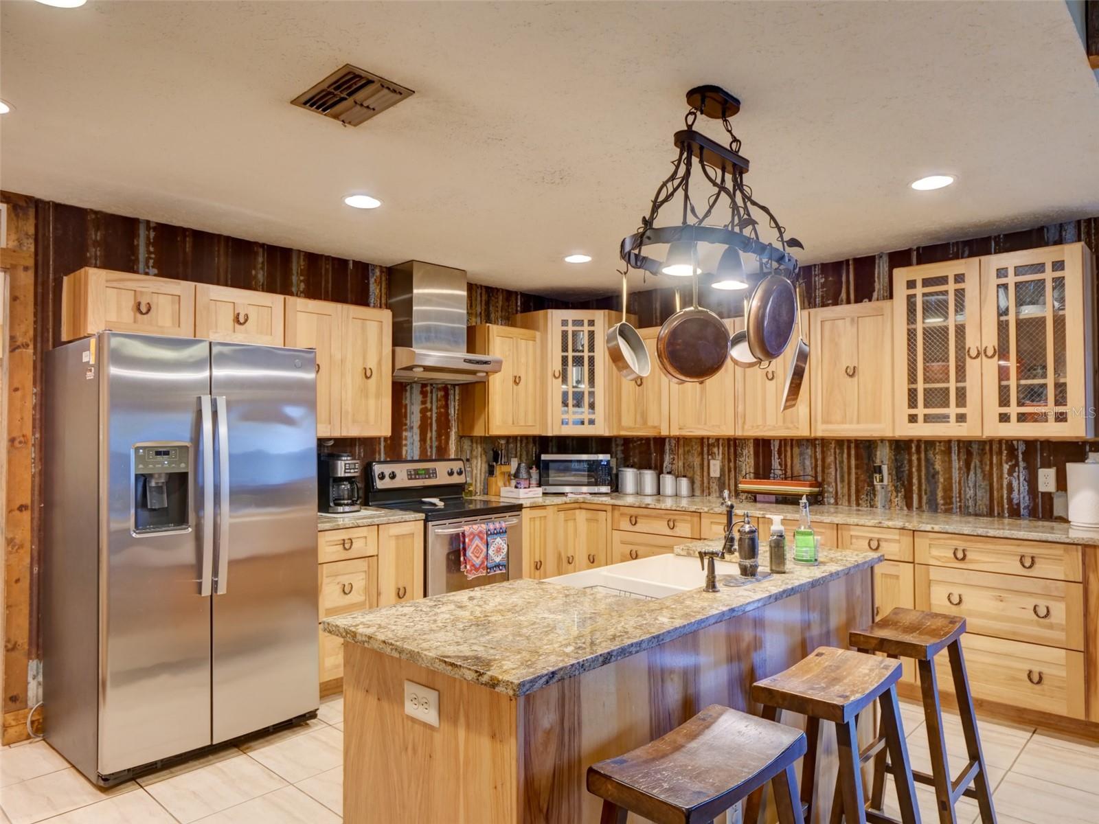 Image 13 of 60 For 1765 Cr 462  