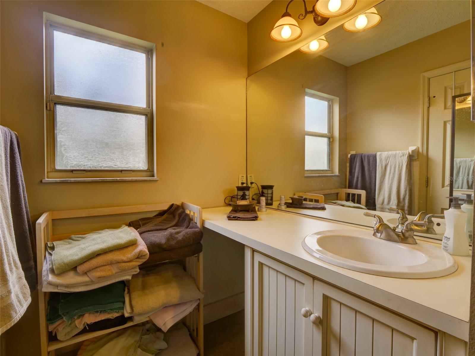 Image 30 of 60 For 1765 Cr 462  