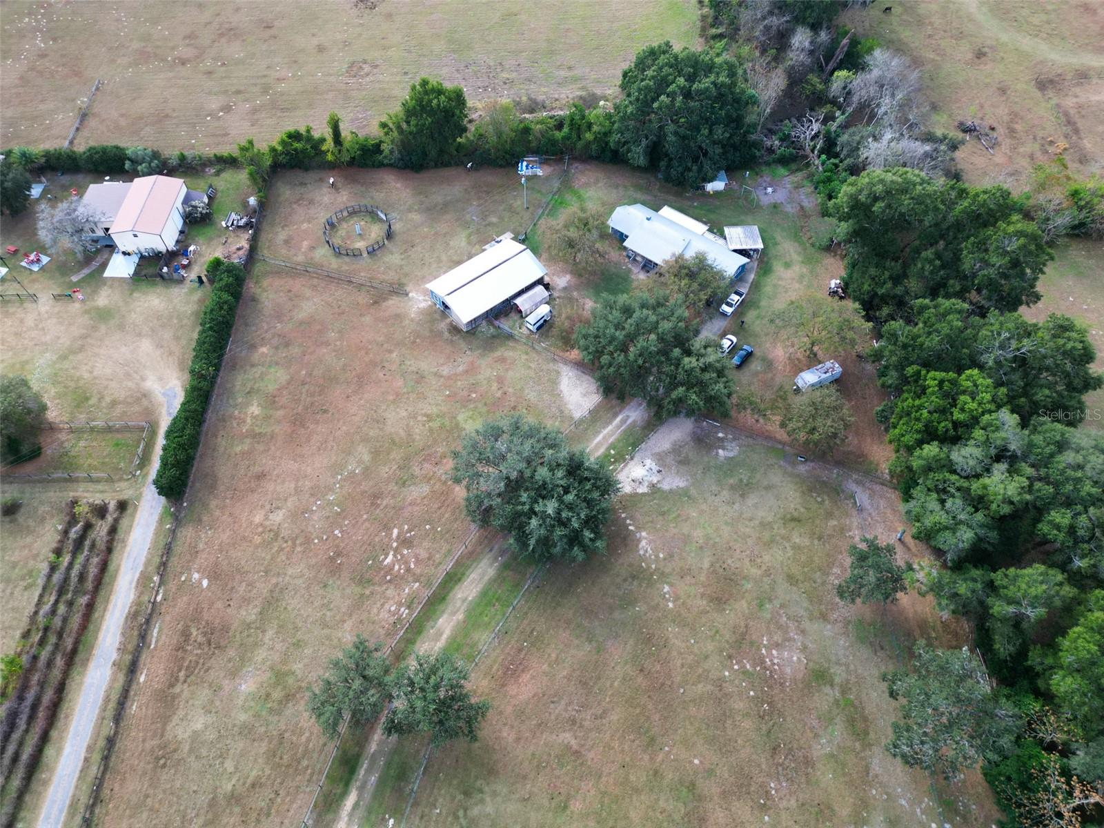 Image 43 of 60 For 1765 Cr 462  