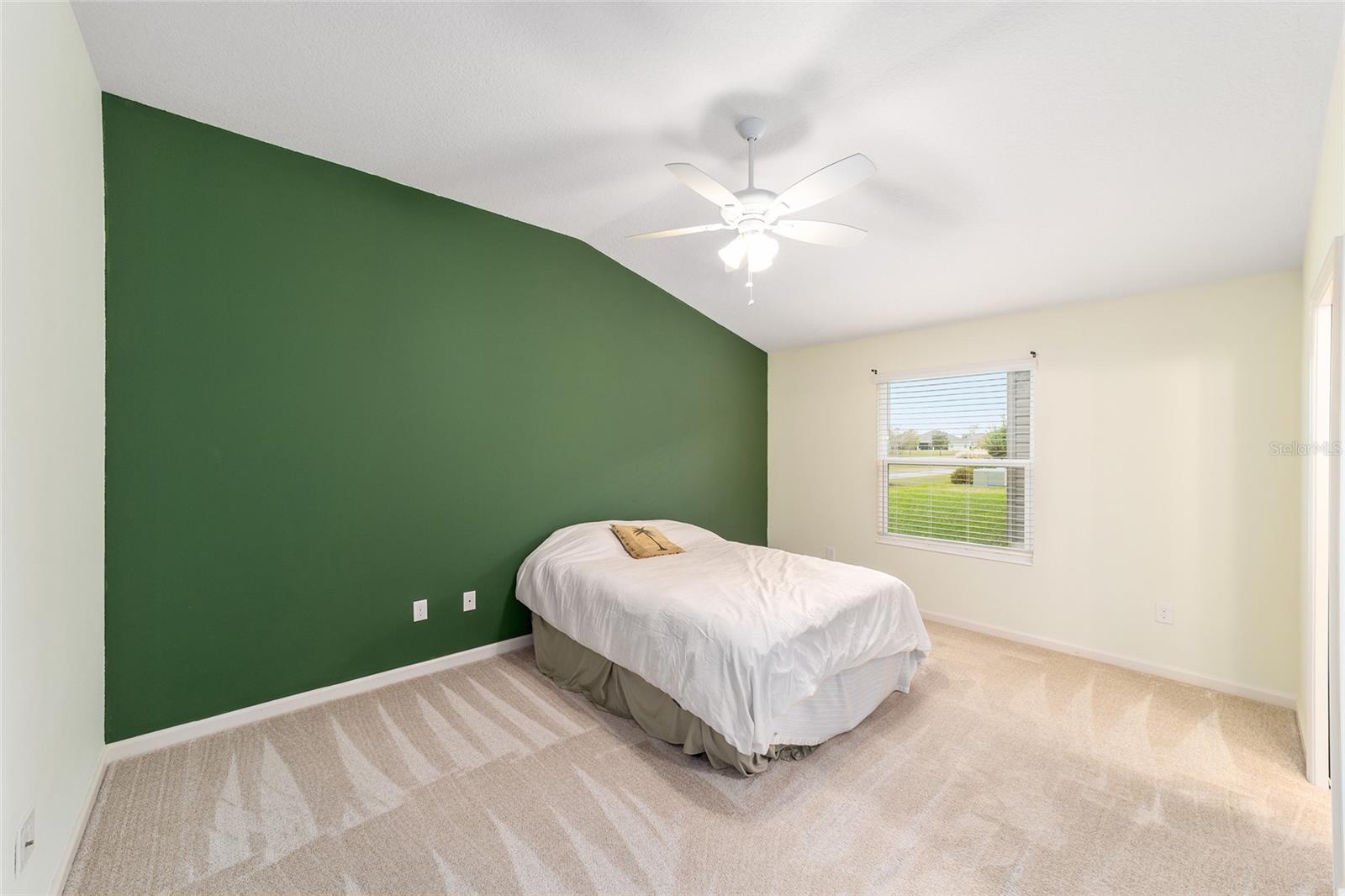 Image 20 of 32 For 972 Greg Terrace