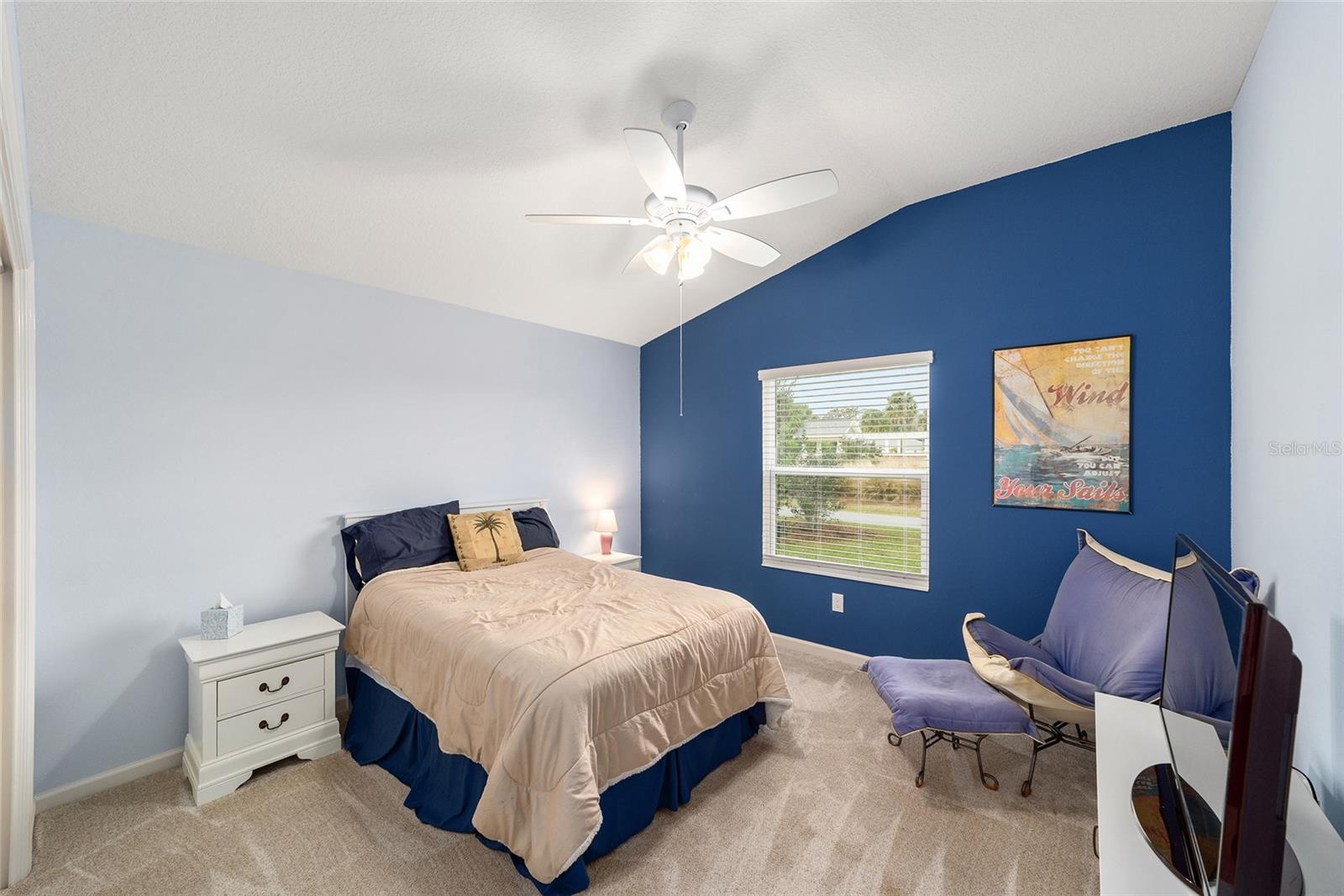 Image 24 of 32 For 972 Greg Terrace