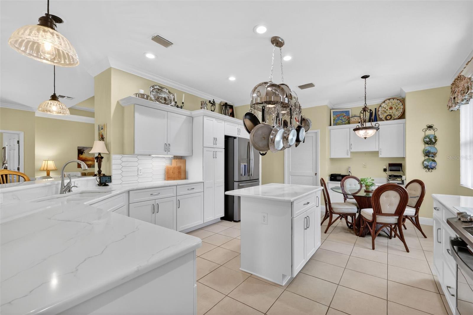 Image 8 of 37 For 2132 Blackville Drive