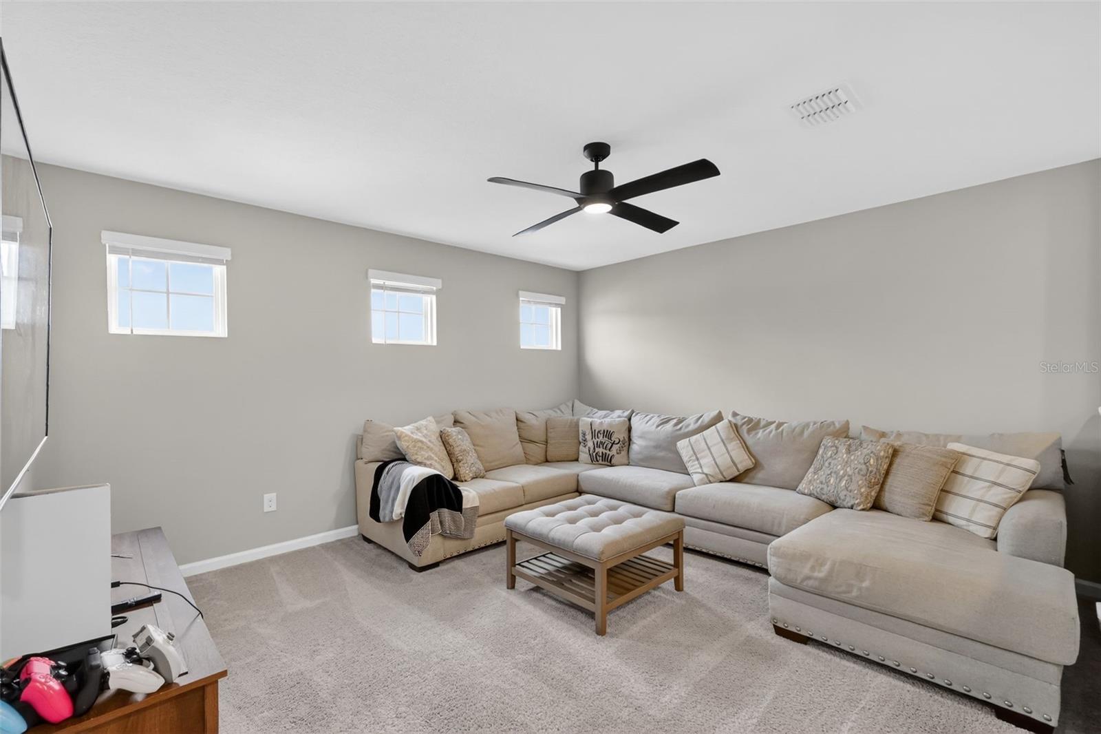 Image 19 of 42 For 6024 Nightjar Court