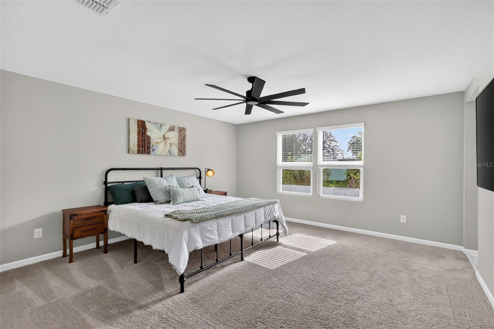 Image 21 of 42 For 6024 Nightjar Court