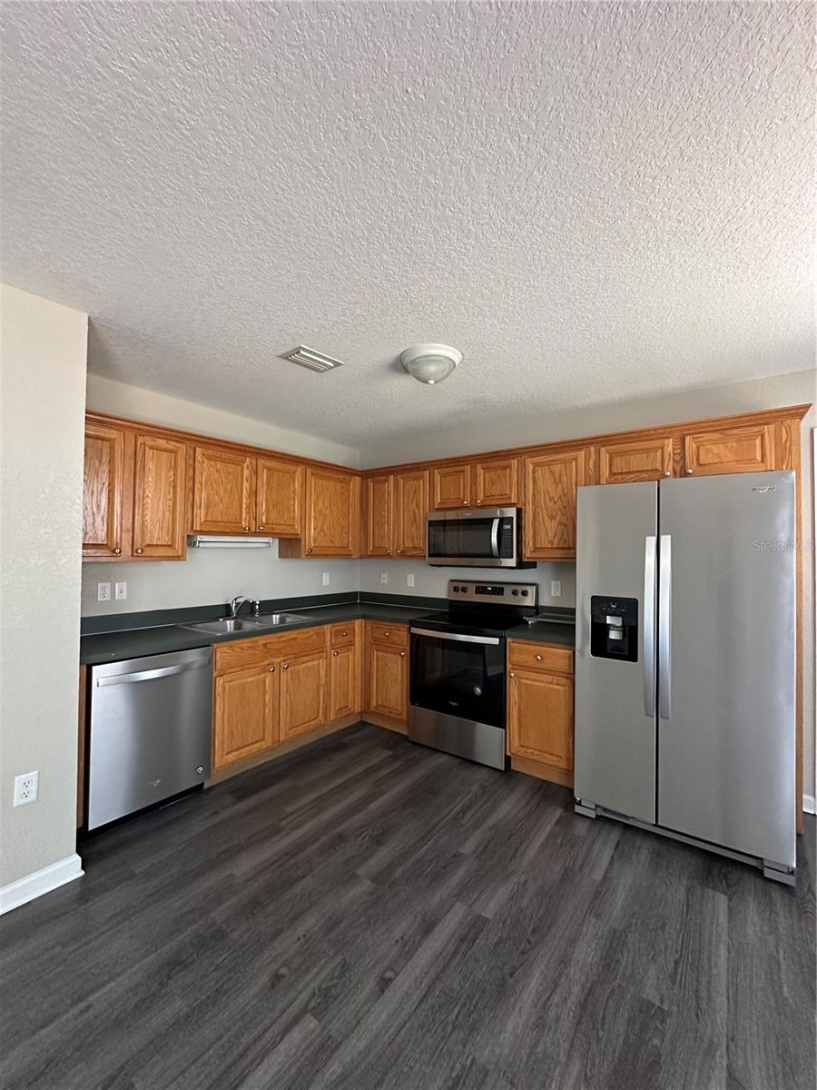 Image 6 of 29 For 17236 3rd Street