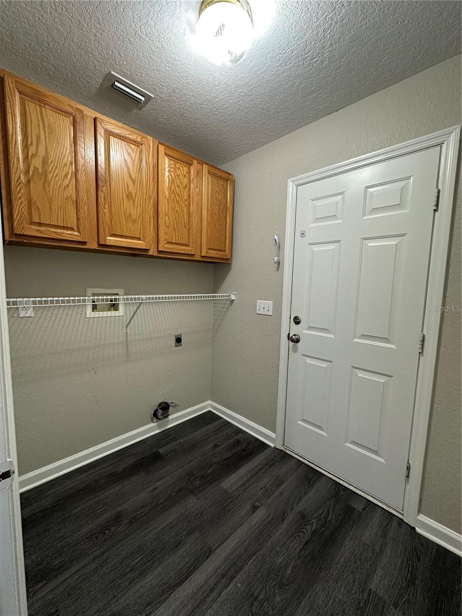 Image 7 of 29 For 17236 3rd Street