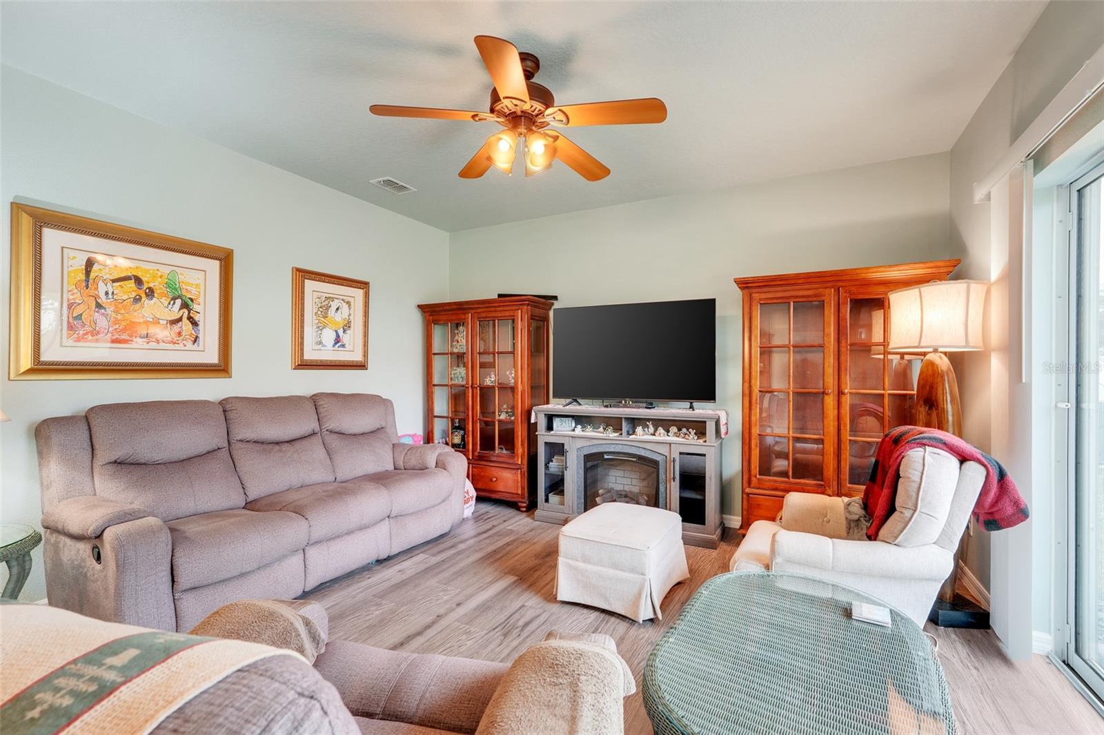 Image 14 of 30 For 456 Kestrel Drive