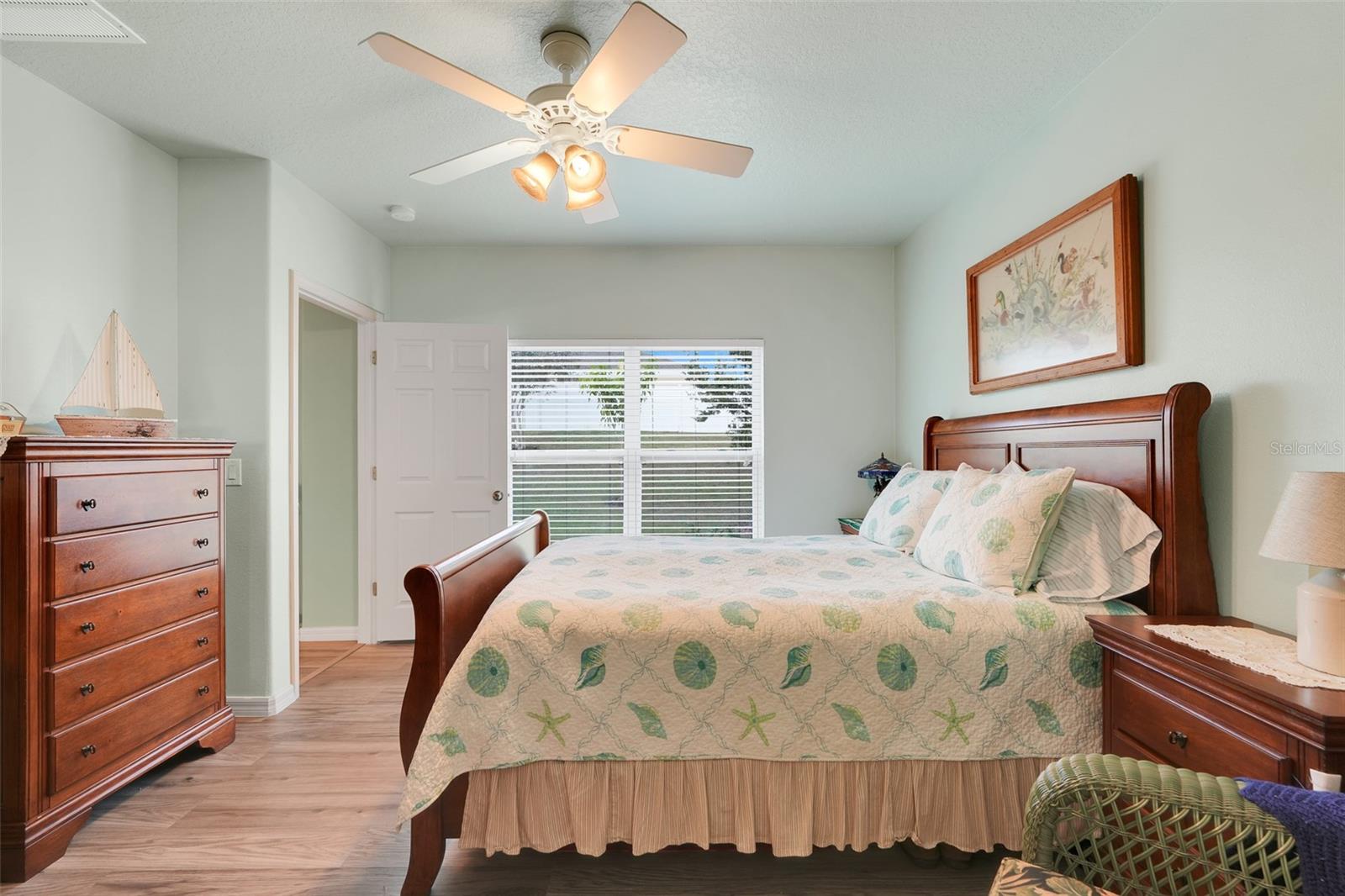 Image 16 of 30 For 456 Kestrel Drive