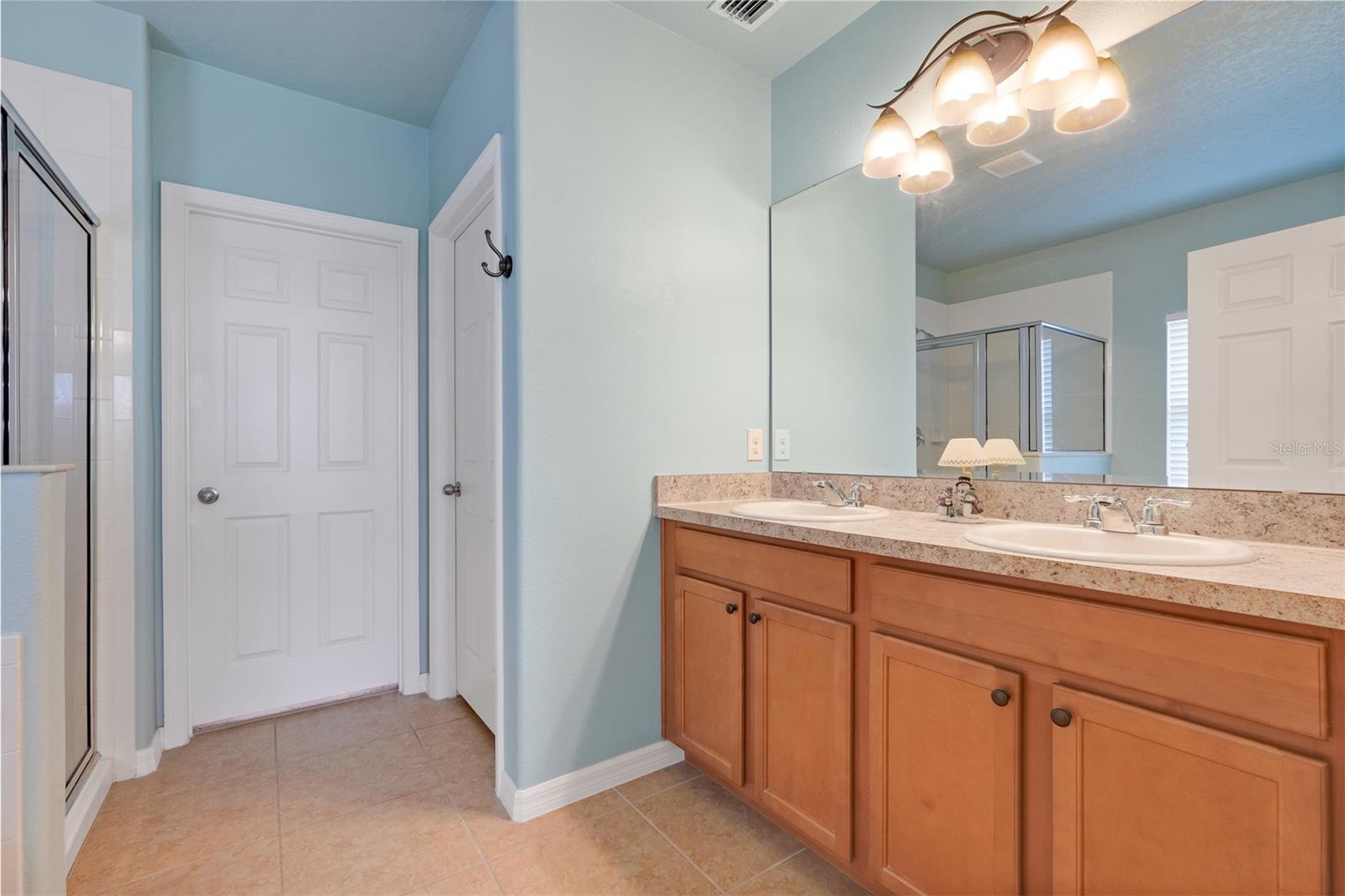 Image 17 of 30 For 456 Kestrel Drive