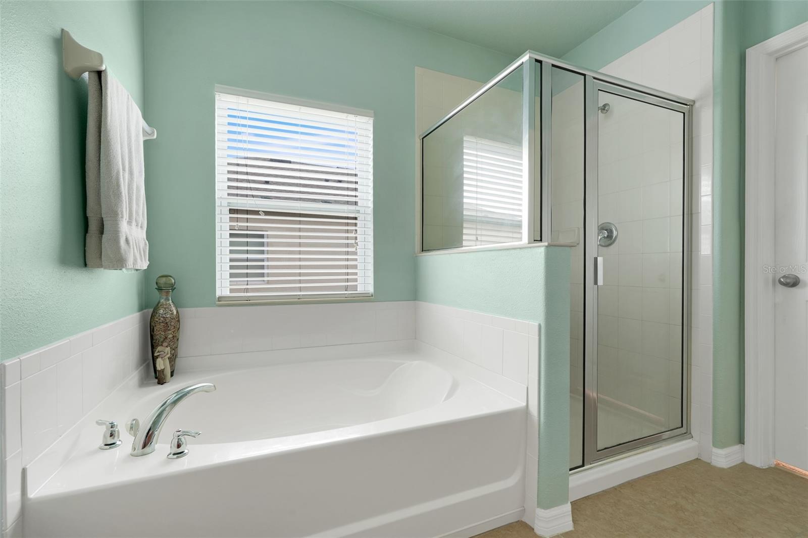 Image 18 of 30 For 456 Kestrel Drive