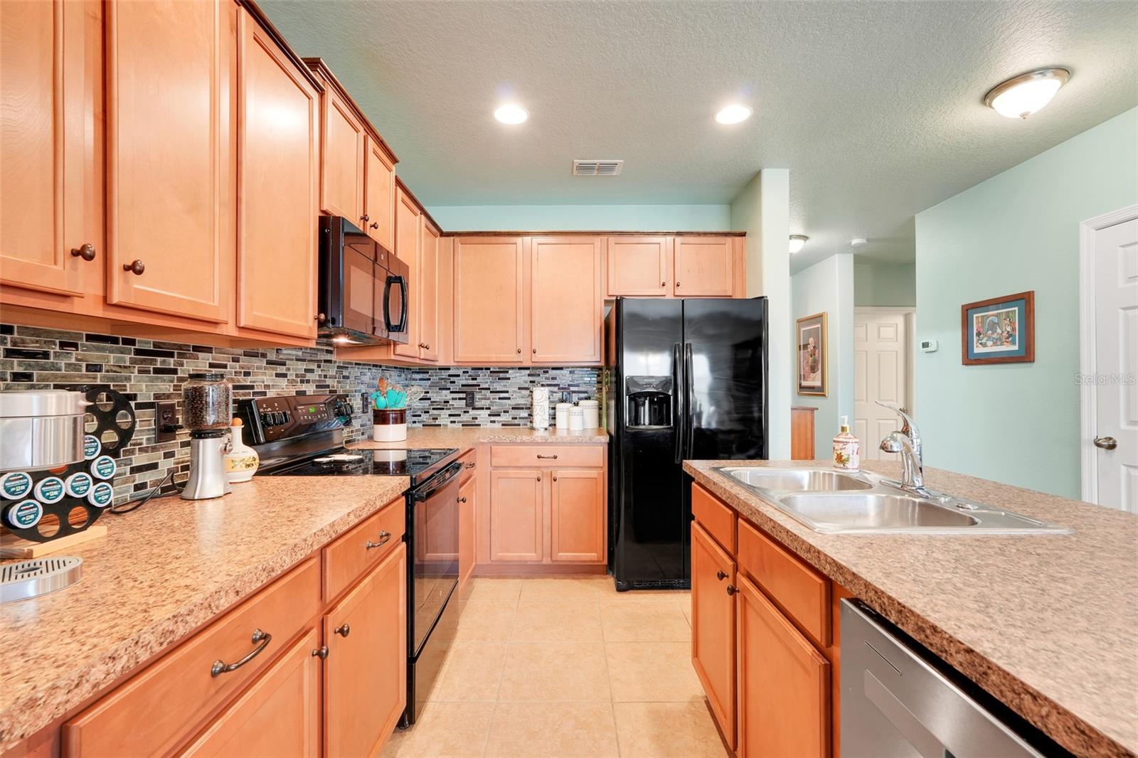 Image 8 of 30 For 456 Kestrel Drive