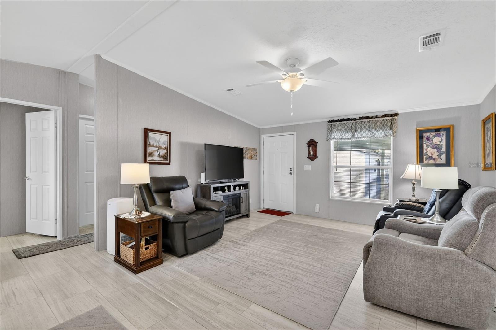 Image 5 of 40 For 11523 Marvell Way