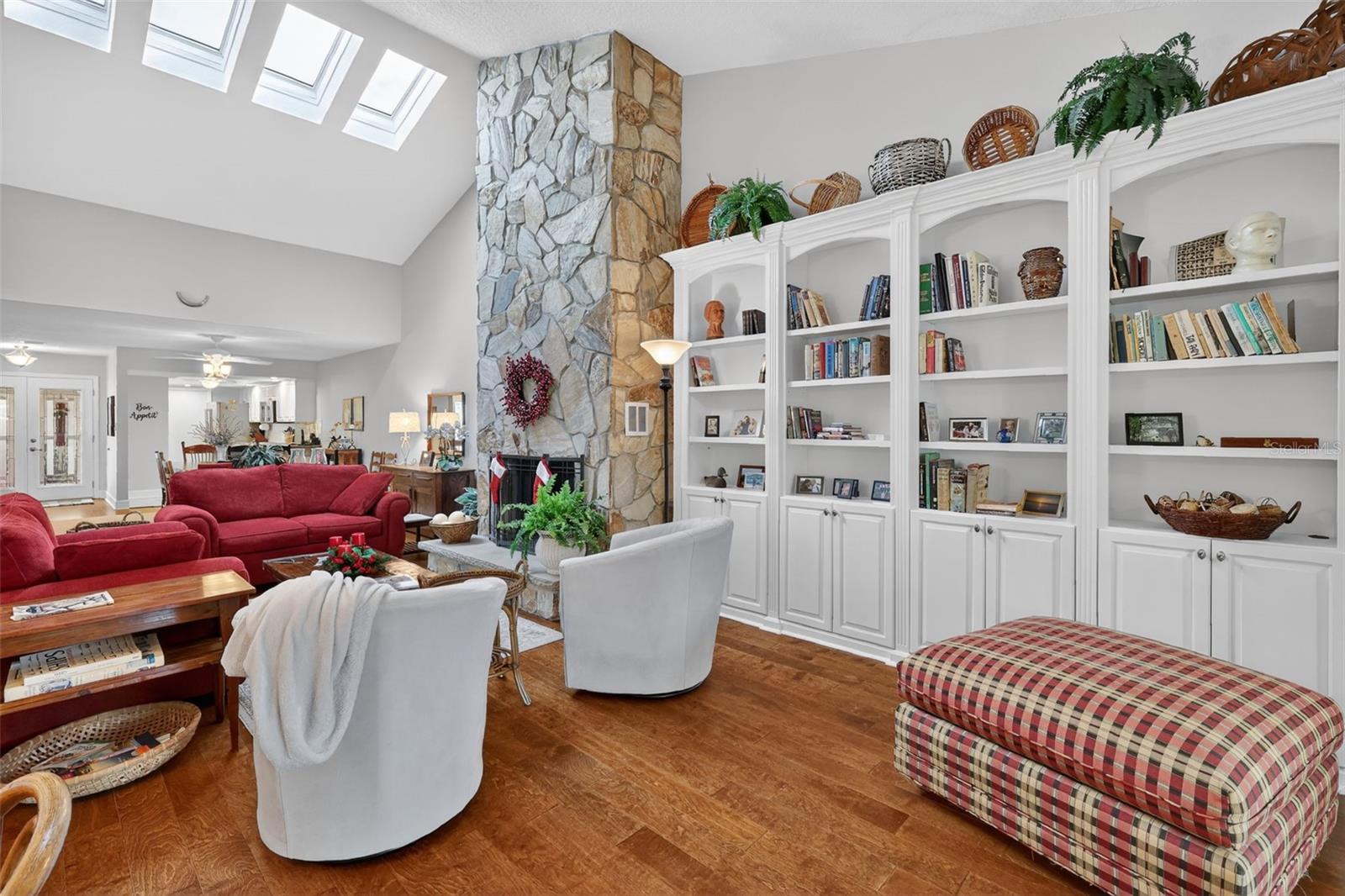 Image 15 of 47 For 100 Tremain Street F1