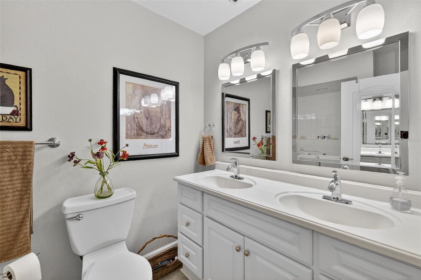 Image 21 of 47 For 100 Tremain Street F1