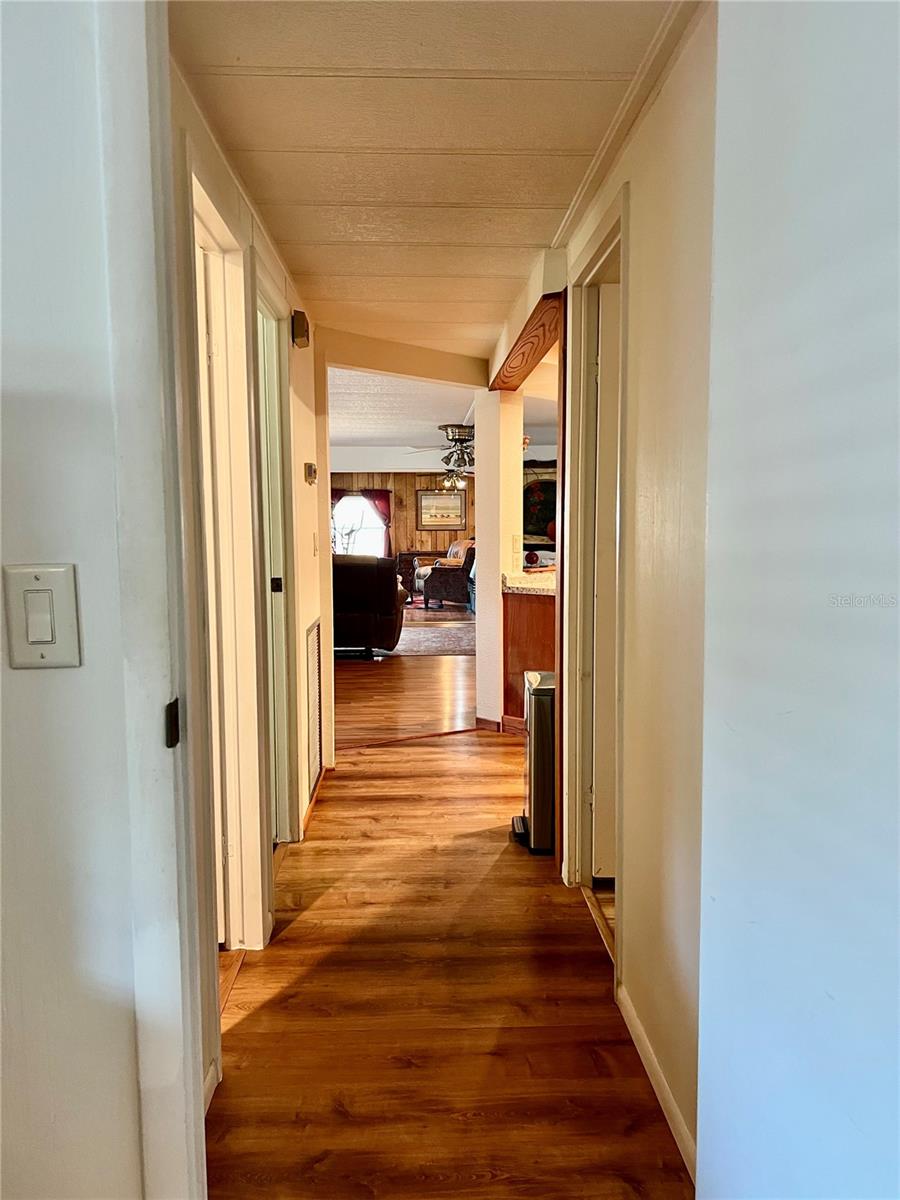 Image 27 of 57 For 2 Bobwhite Road