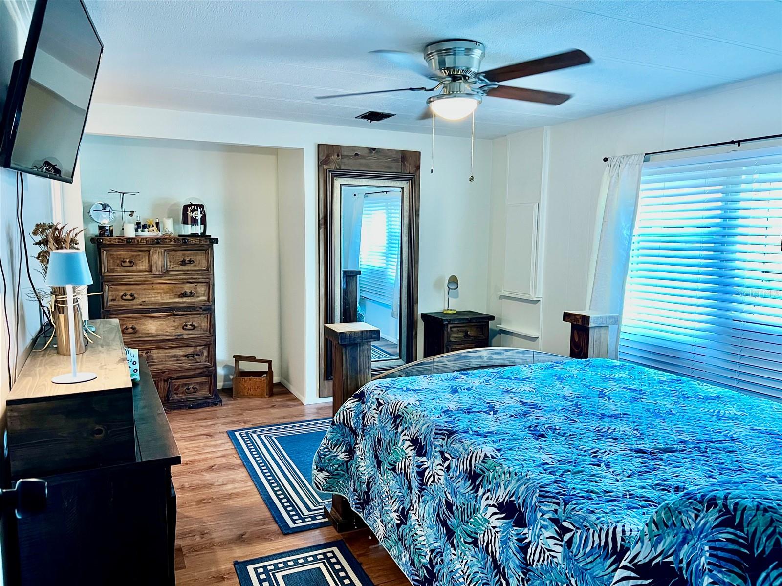 Image 29 of 57 For 2 Bobwhite Road