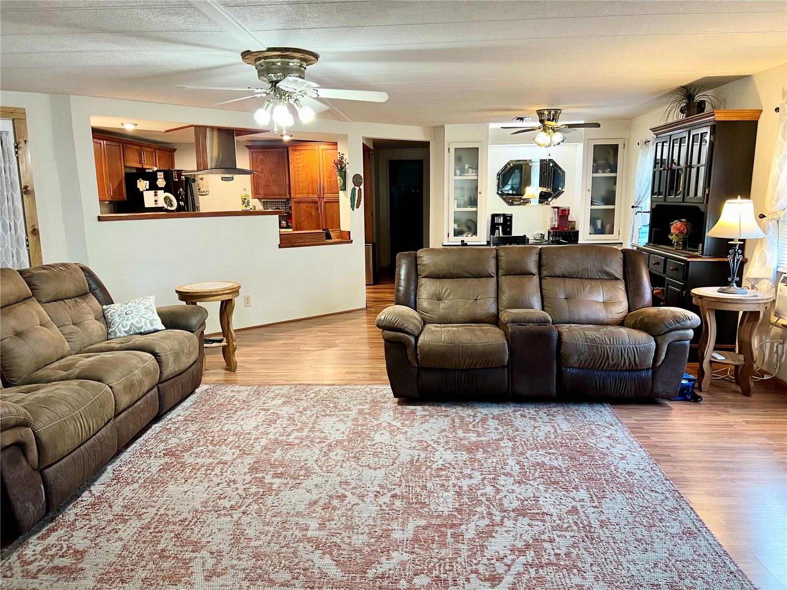 Image 5 of 57 For 2 Bobwhite Road