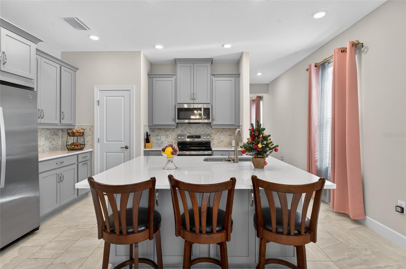 Image 7 of 25 For 1192 Via Galuppi Street