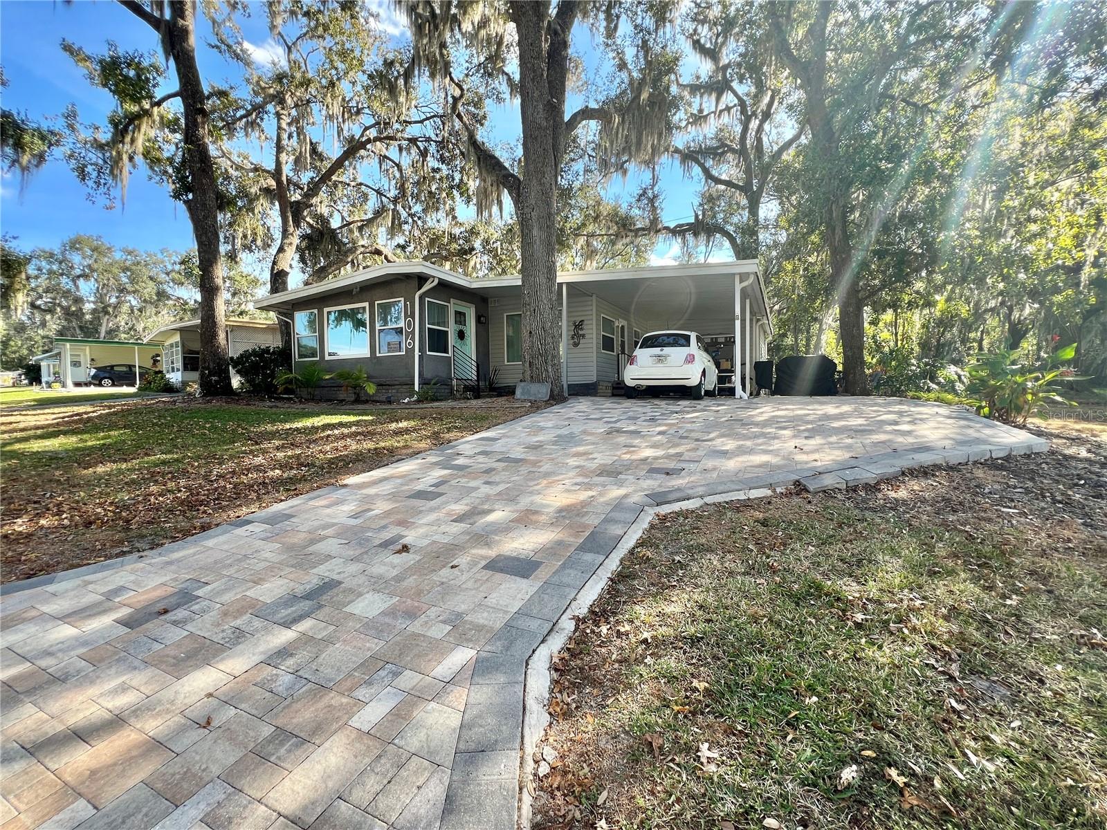 Image 2 of 61 For 106 Royal Palm Drive