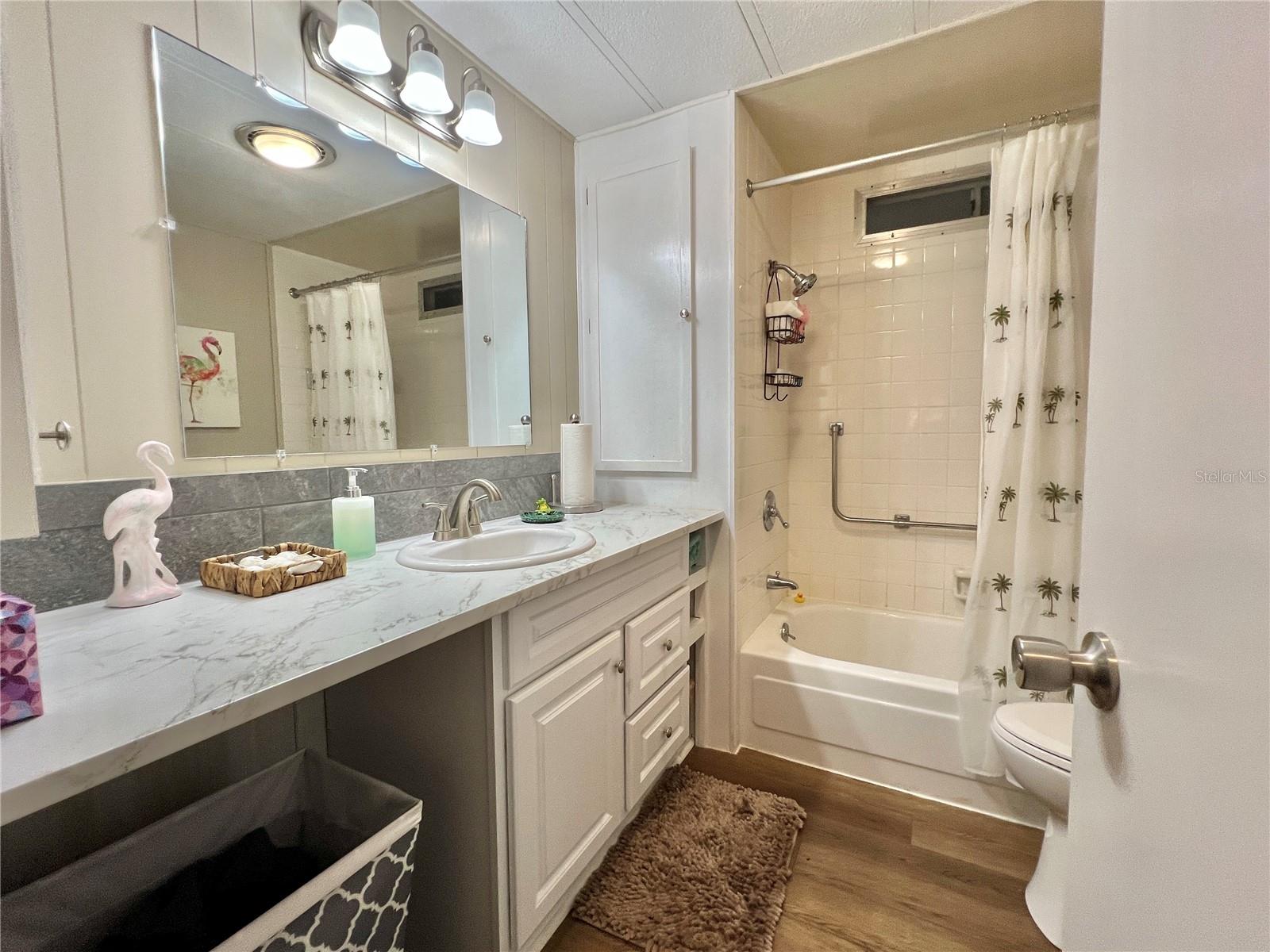 Image 39 of 61 For 106 Royal Palm Drive