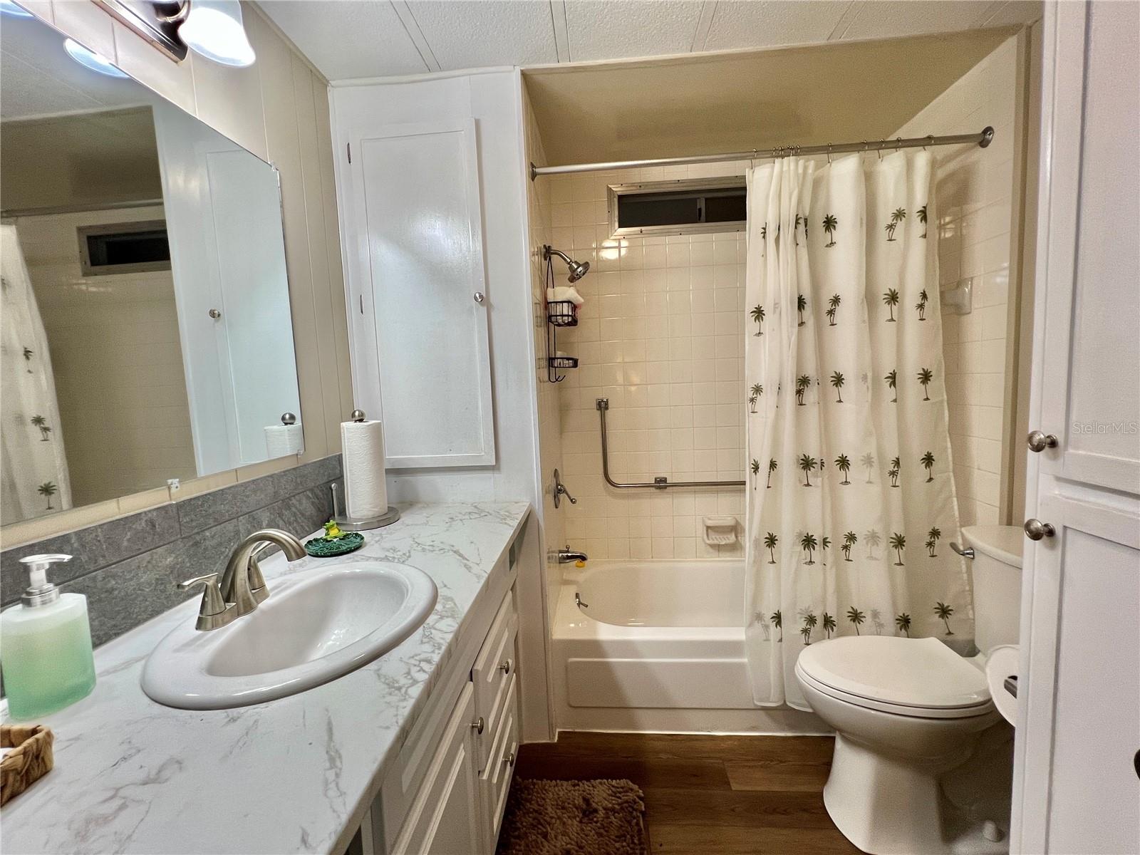 Image 40 of 61 For 106 Royal Palm Drive