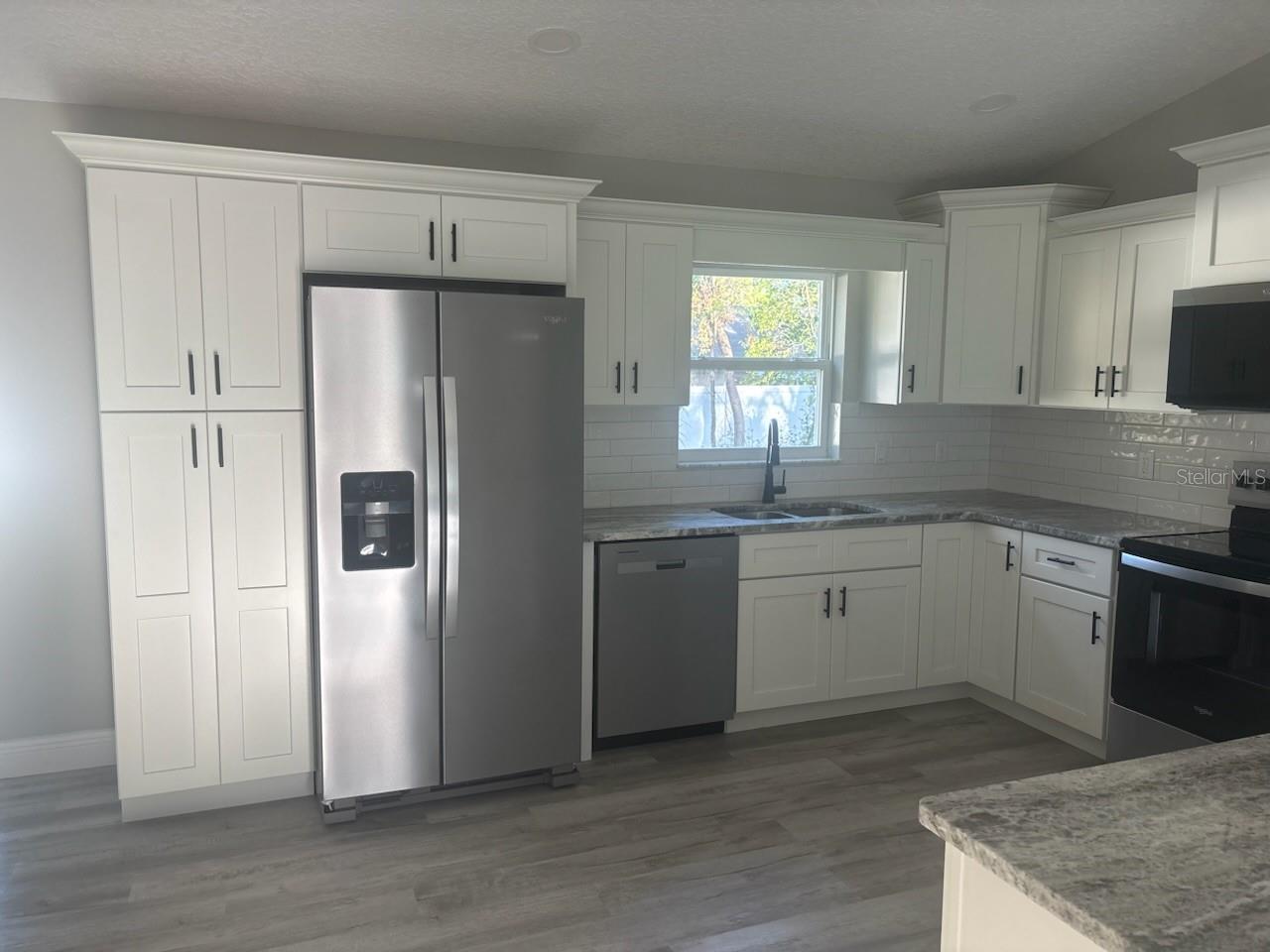 Image 14 of 35 For 8937 Cortlandt Drive