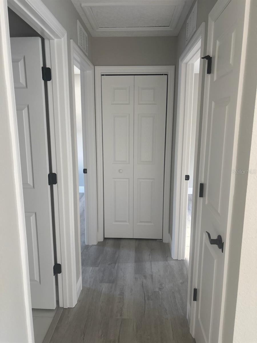 Image 29 of 35 For 8937 Cortlandt Drive