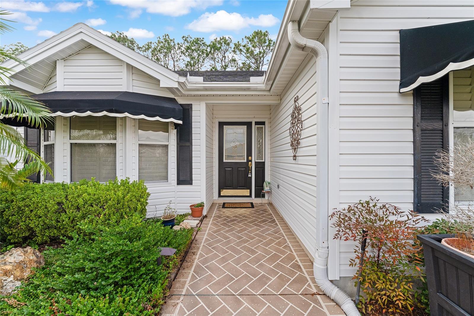 Image 3 of 39 For 1110 Salido Avenue