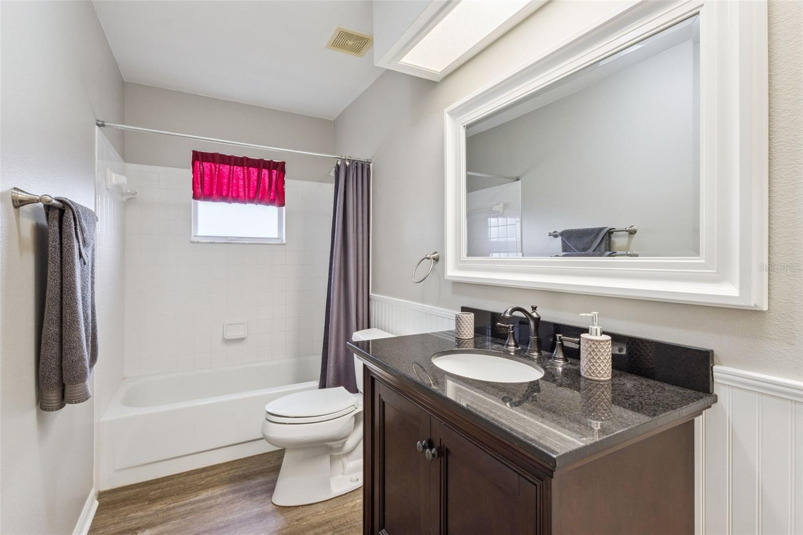 Image 19 of 73 For 26320 Evert Street