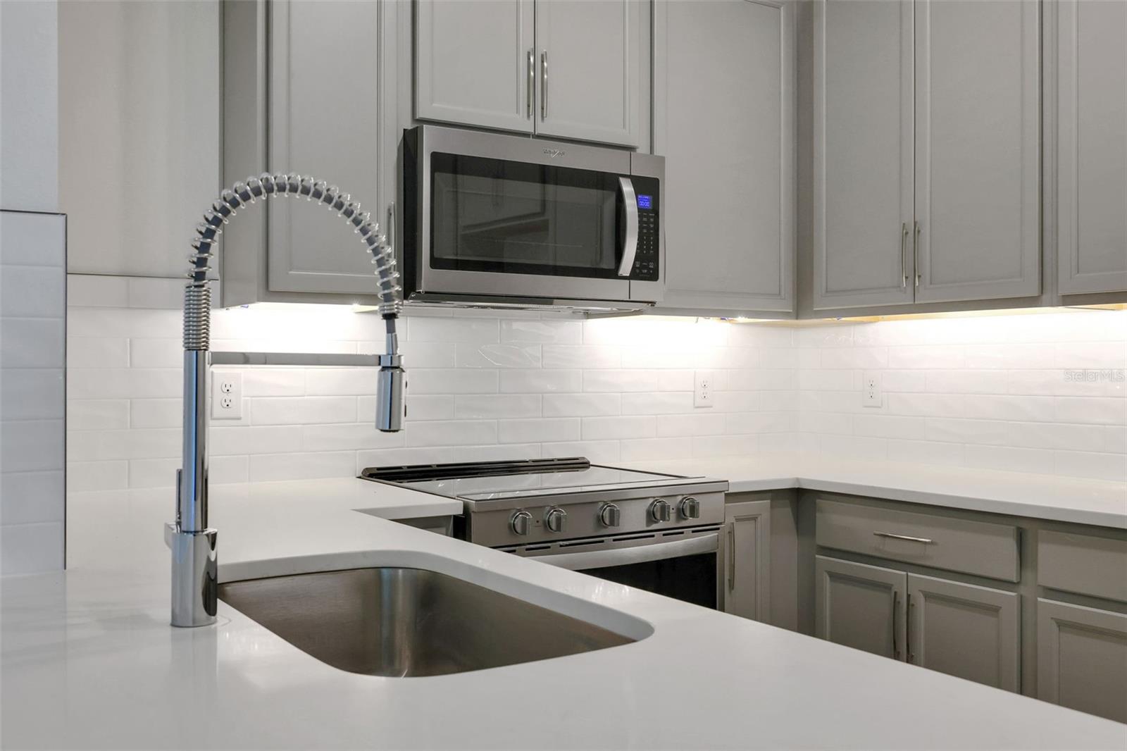 Image 39 of 51 For 9313 Gulf Haven Drive