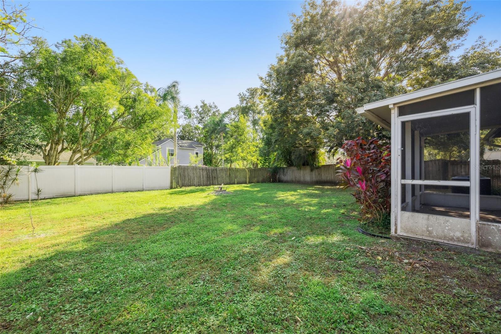 Image 23 of 34 For 1026 Covington Street