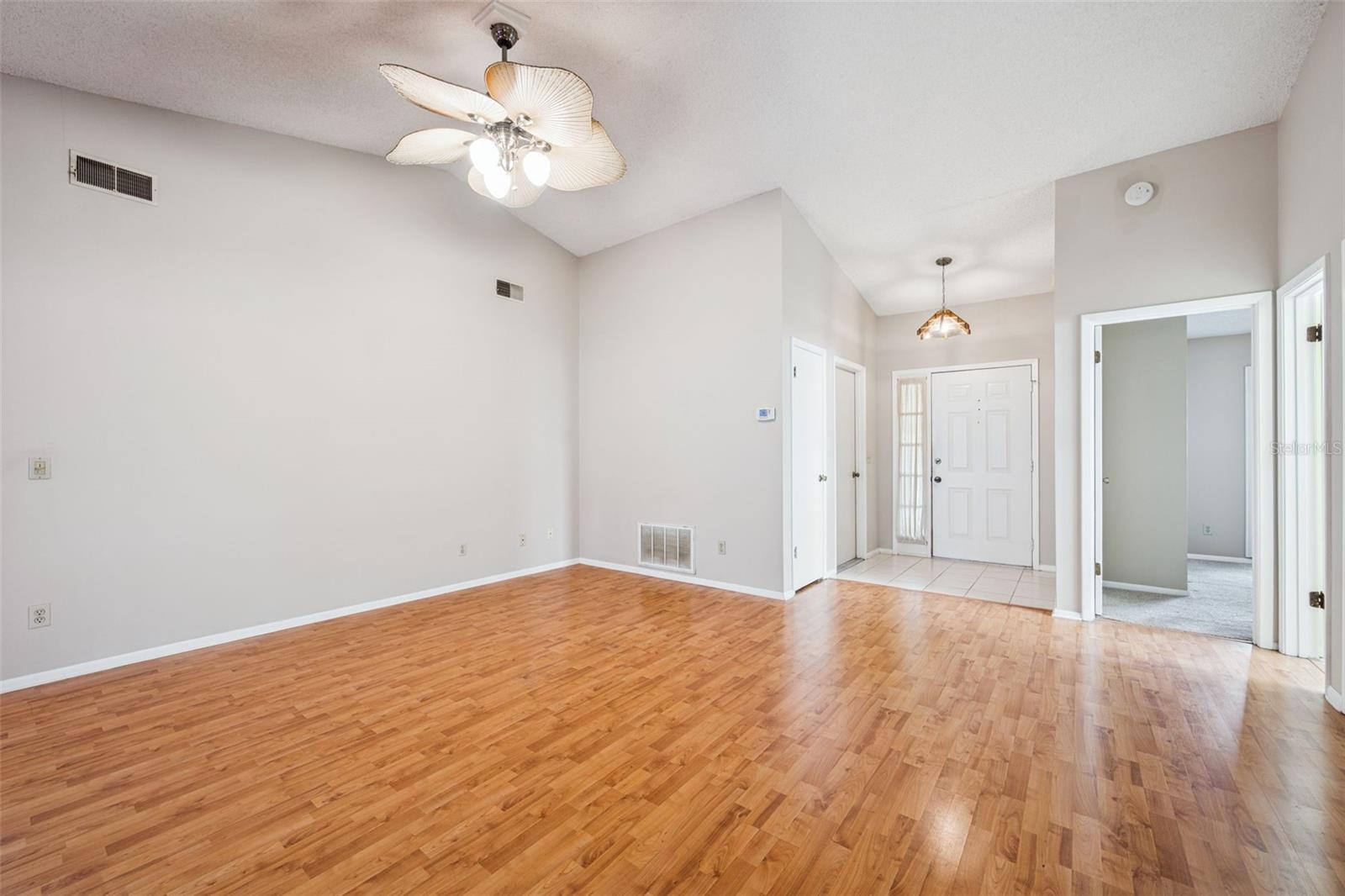 Image 4 of 34 For 1026 Covington Street